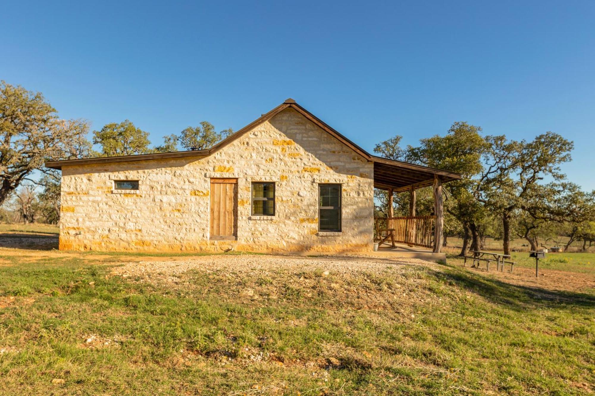 Country Inn Cottages Fredericksburg Exterior photo
